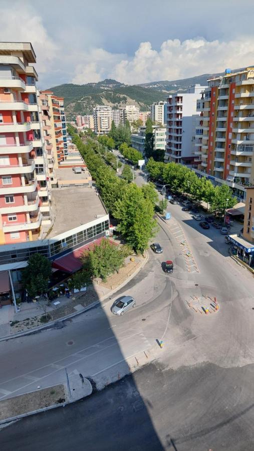Sweetview 2-Bedroom Apartment With 3 Balcony Seaview Vlorë Extérieur photo