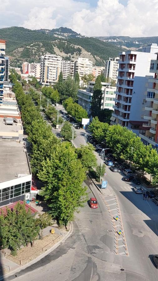 Sweetview 2-Bedroom Apartment With 3 Balcony Seaview Vlorë Extérieur photo