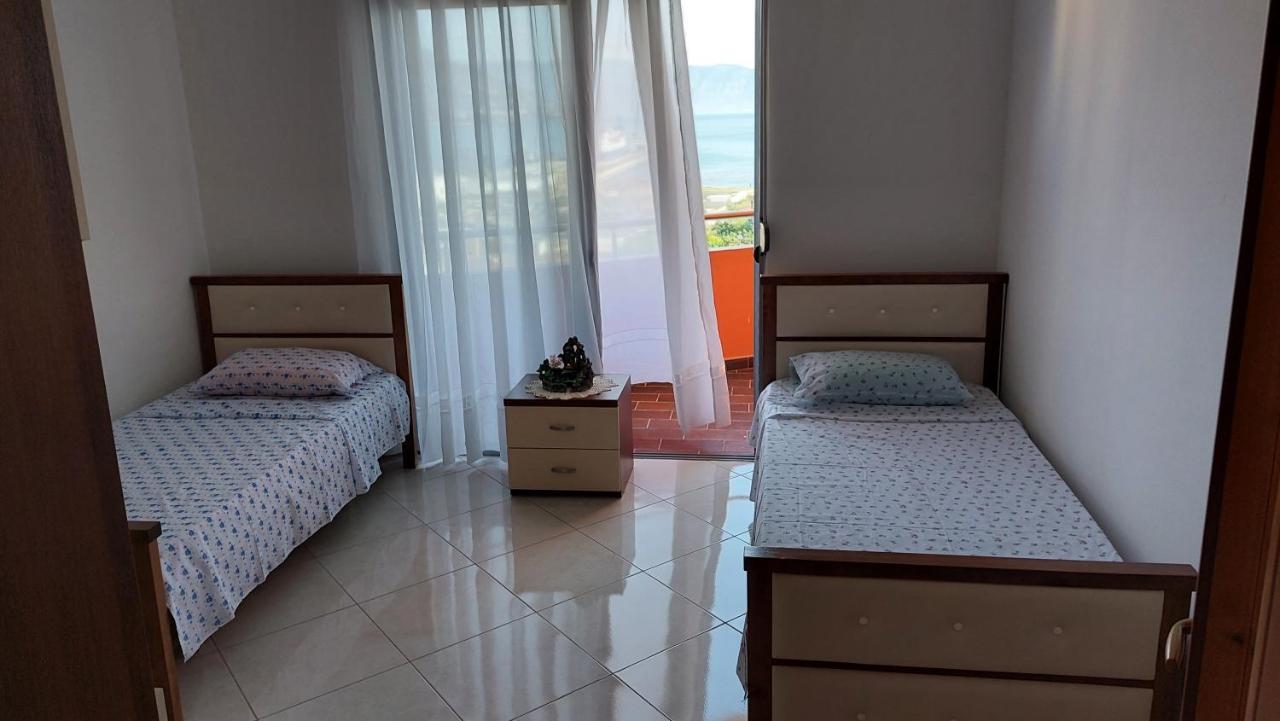 Sweetview 2-Bedroom Apartment With 3 Balcony Seaview Vlorë Extérieur photo